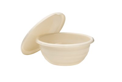Миска 2,1 л с крышкой Слоновая кость (пласт.) (1/22)