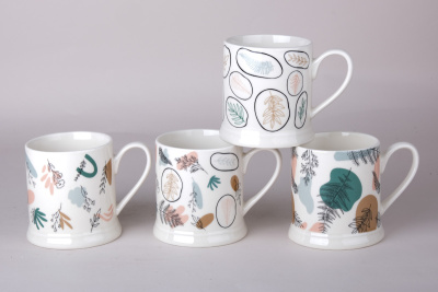 Кружка 380мл Bloom микс (4цв) (фарф) (12/48)