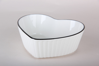 "Sugar" Салатник 18см /700 мл сердце (фарф.) (12/45)