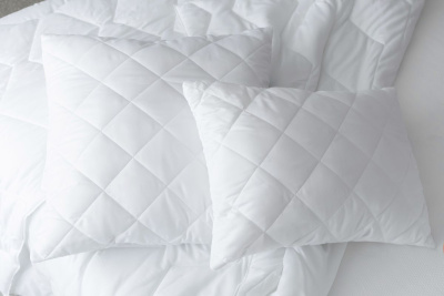 Подушка стеганая 70х70 "Бамбуковое волокно" Comfort Белый (1/6)
