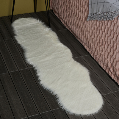 Коврик прикроватный Comfy, 50x180 см, искусственный мех VETTA (1/15) Коврик прикроватный Comfy, 50x180 см, искусственный мех VETTA (1/15)