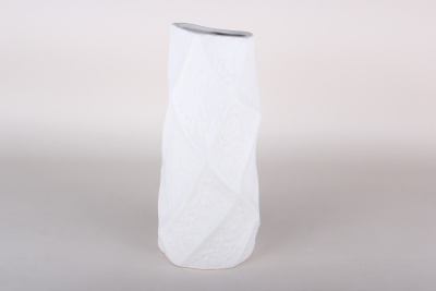 Ваза для цветов 12*27,5*9см (1/18)