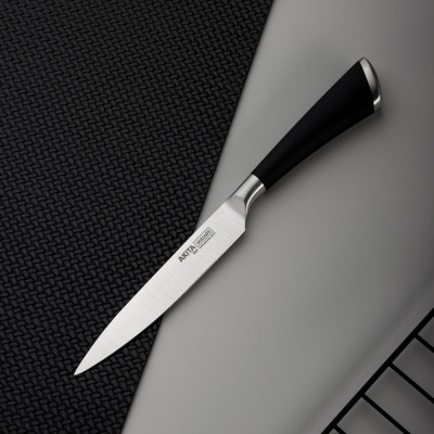 Нож кухонный универсальный 11см SATOSHI Акита (1/12)