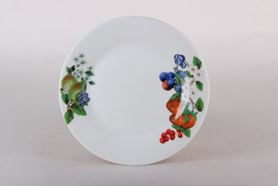 Тарелка 18см десертная Summer berries фарф. (12/96)