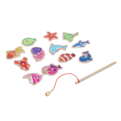 Игрушка развивающая д/малышей "Рыбалка магнитная", 12 фигурок, дерево, 20х14см ИГРОЛЕНД (20/20)