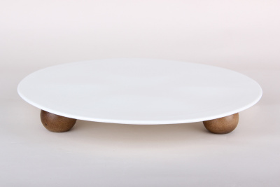 Блюдо 27,5*6см на ножках керамика (1/24)