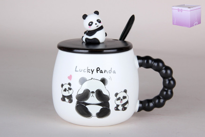 Кружка 400мл с крышкой и ложкой микс п/у (4диз) (фарфор) (1/60)