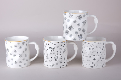 Кружка 450мл Stroke микс (4цв) (фарф) (12/48)