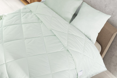 Одеяло стеганое 205х172 "Лебяжий пух" Зеленый (1/8)