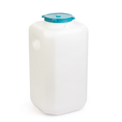 Канистра-бочка 110л (диам.горл 215мм) пласт.(1/2)