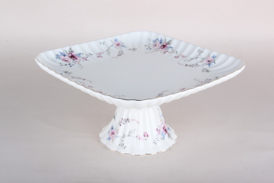 Ваза сервировочная на ножке 25см 2 квадратная (фарф) (1/8)