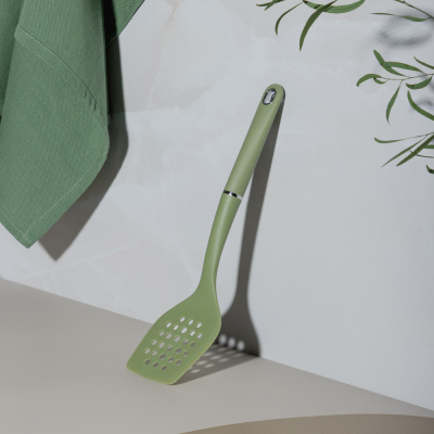 Лопатка кулинарная с прорезями, нейлон SATOSHI Делано (12/72)